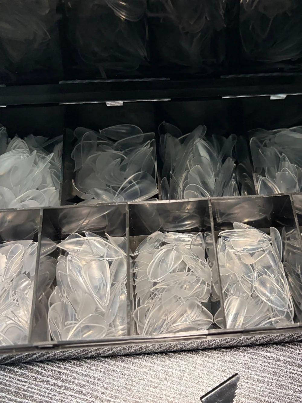 600 pcs/12 sizes Nail tips Almond Short